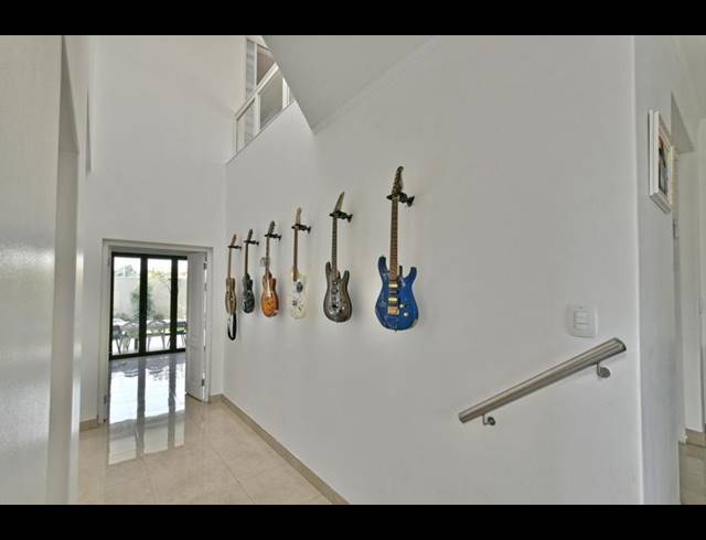 4 BEDROOM CLUSTER FOR SALE IN MORNINGSIDE